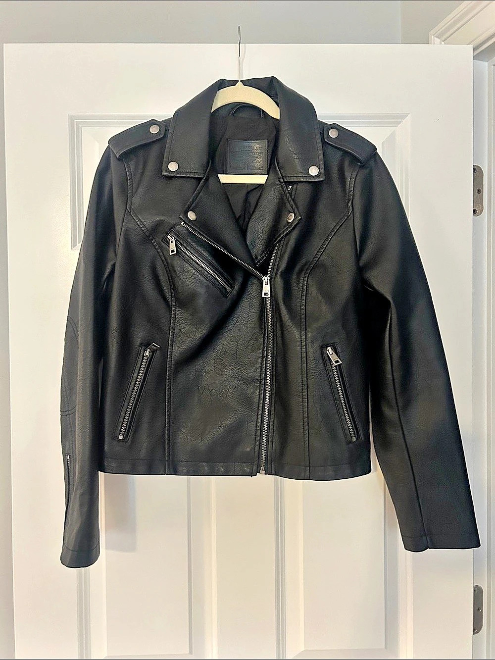 Levi Strauss & Co. Women's Black Faux Leather Moto Jacket Size Medium